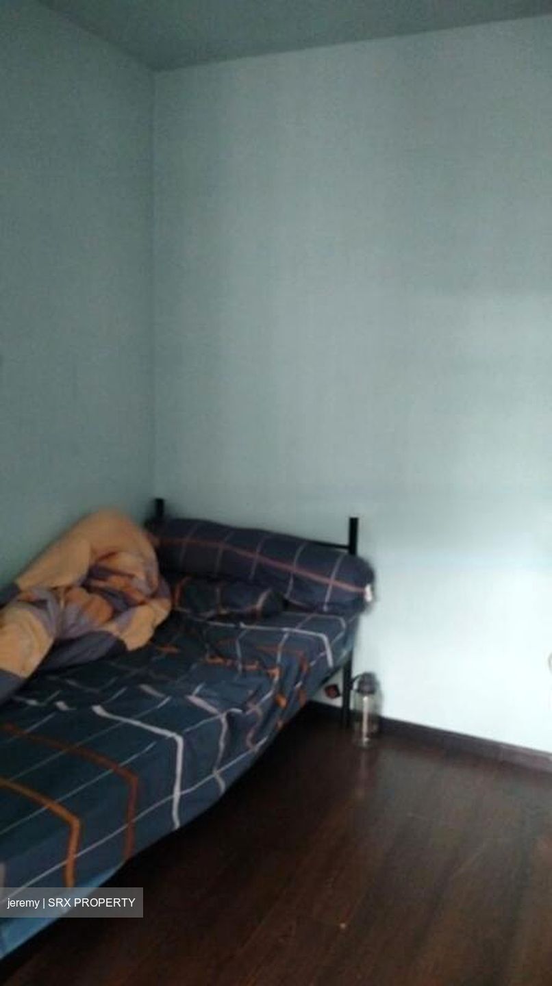 Blk 323 Woodlands Street 32 (Woodlands), HDB Executive #459418331